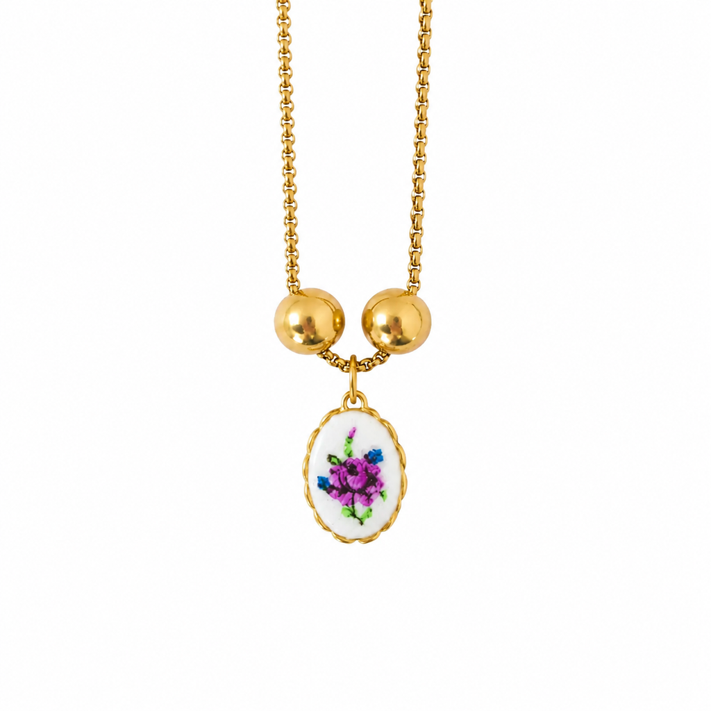 Petit Point Héritage Necklace