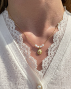 Rosette Cameo Pearl Necklace