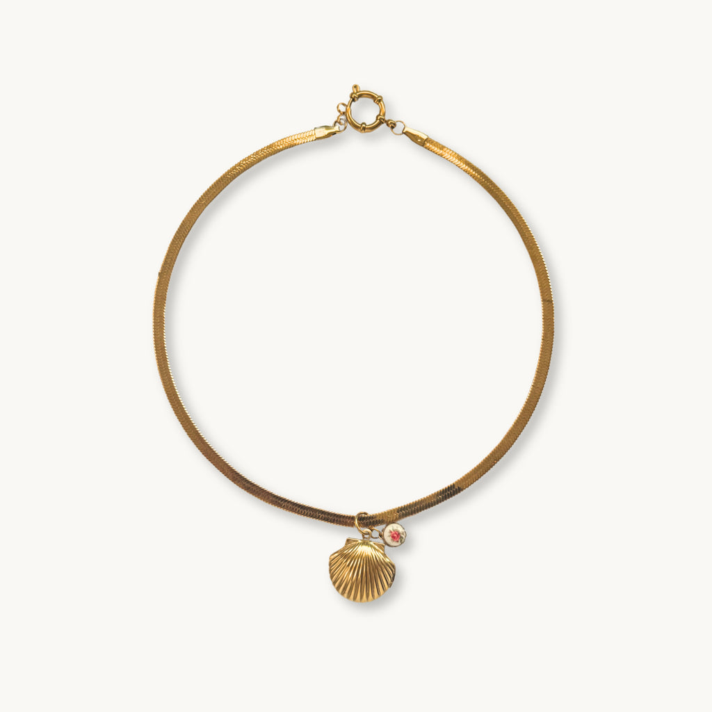 Flat-lay of the CiCi Necklace in both available sizes for comparison.