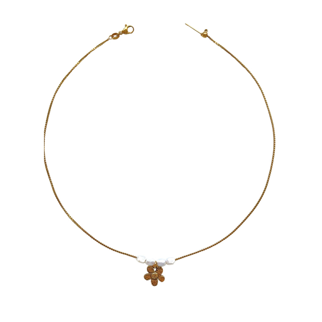 Margot Necklace with pearls and flower charm flatlay