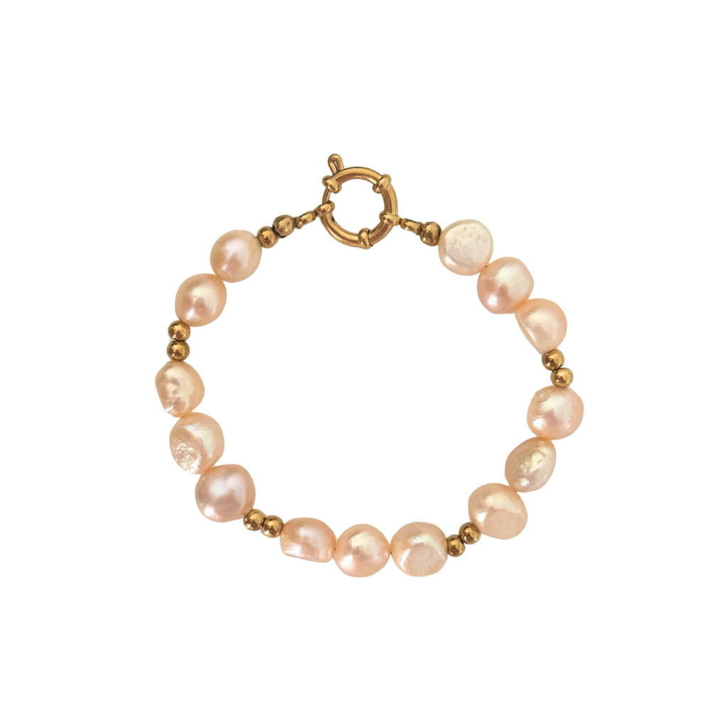 Elegant 7.5-inch freshwater pearl bracelet featuring unique baroque pearls