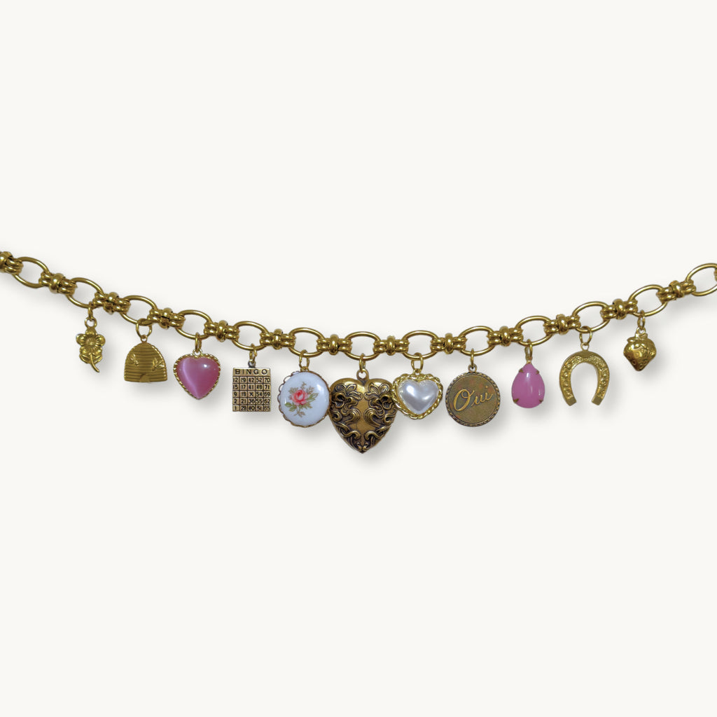 Close-up of the Scarlett Necklace showcasing its chunky Georgette chain and pendant.