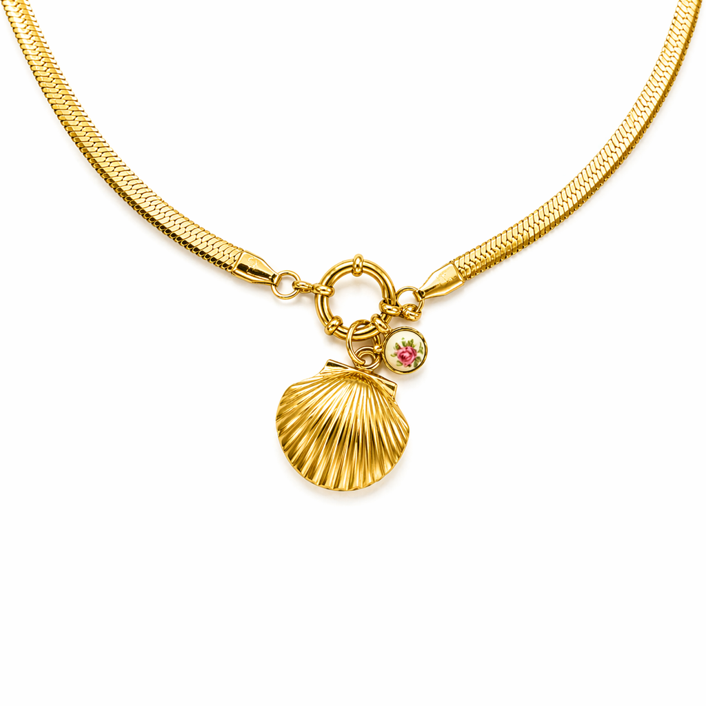 Coquille D’Or Necklace