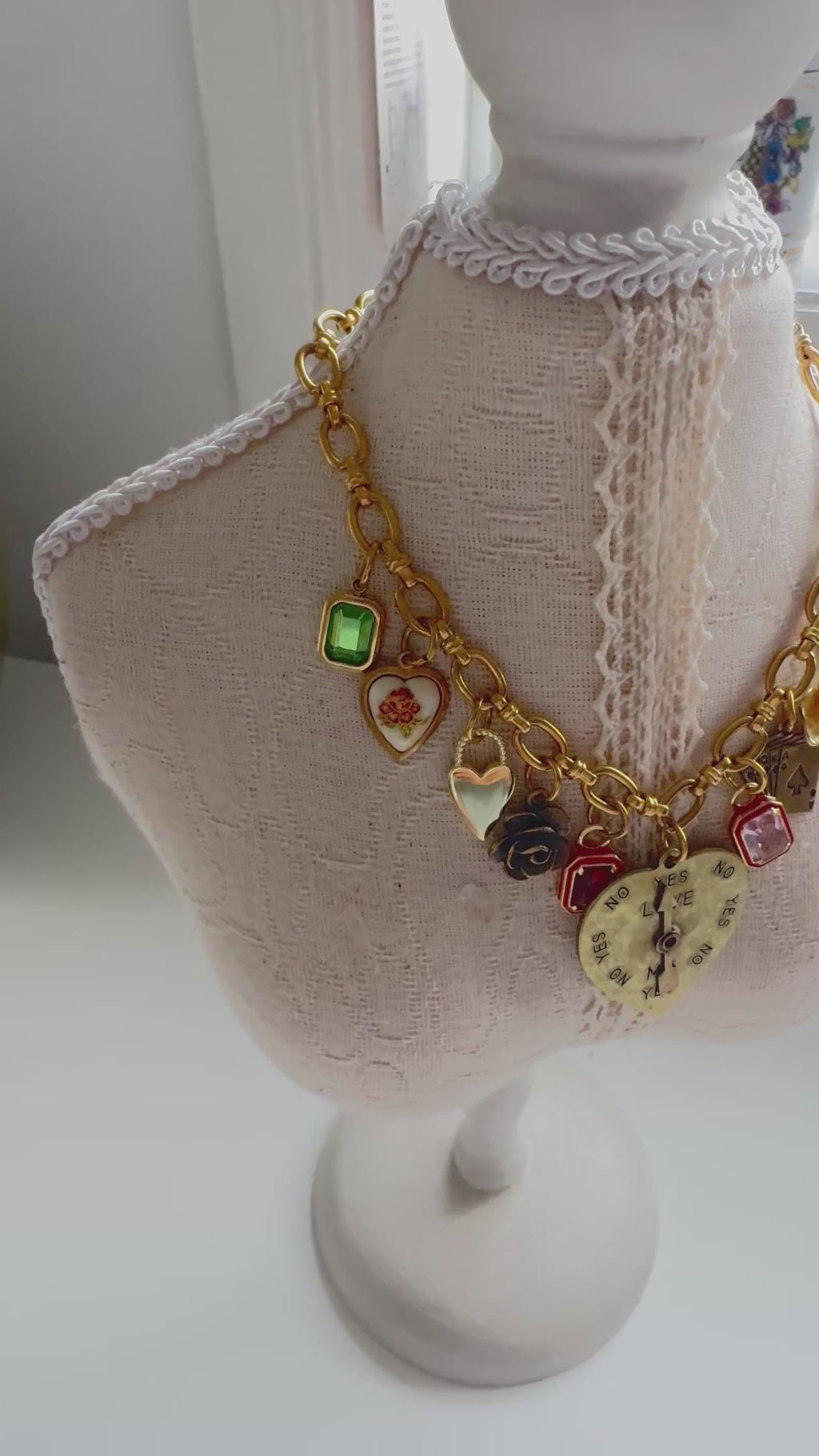 Cœur Tournant Charm Necklace
