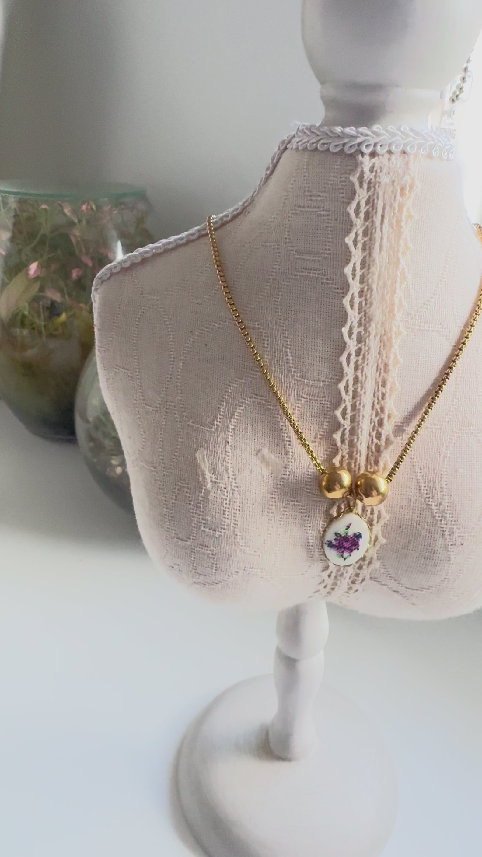 Petit Point Héritage Necklace